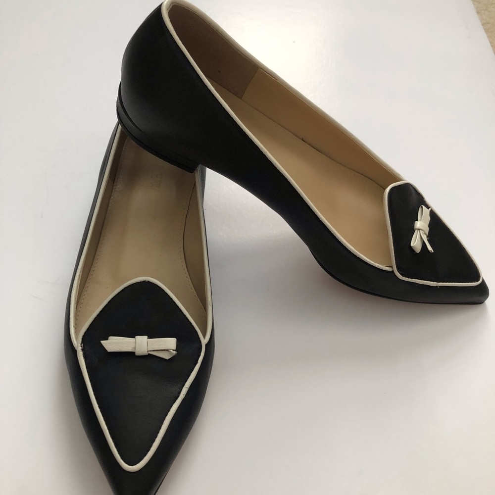 JCREW FLATS SIZE 6 EUC